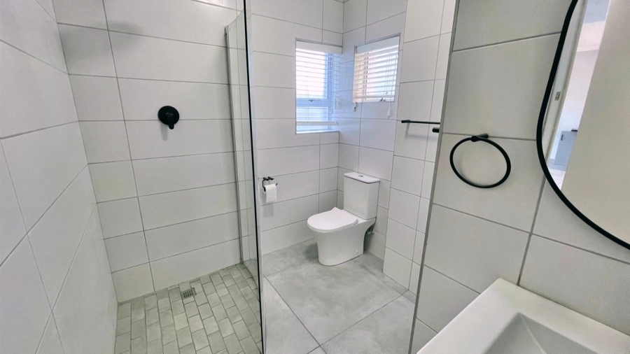 2 Bedroom Property for Sale in Reebok Western Cape